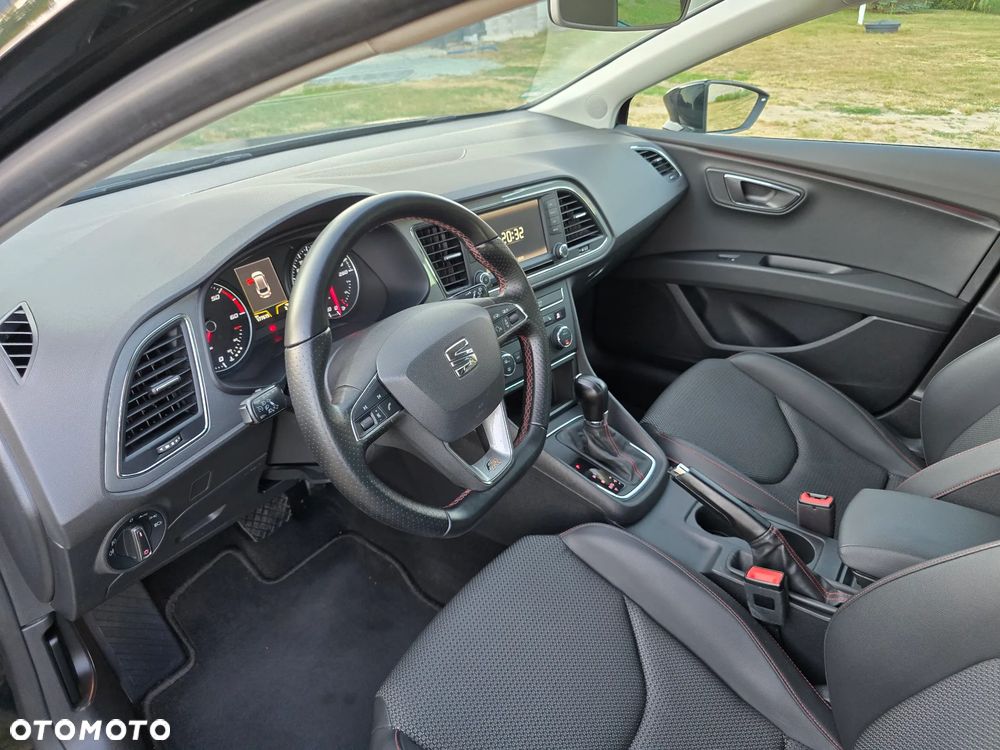 Seat Leon 2.0 TDI DPF Start&Stop DSG FR - 26