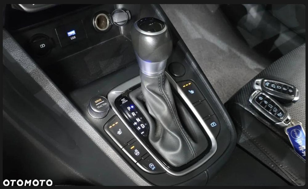 Hyundai Kona 1.6 T-GDI Premium DCT - 5