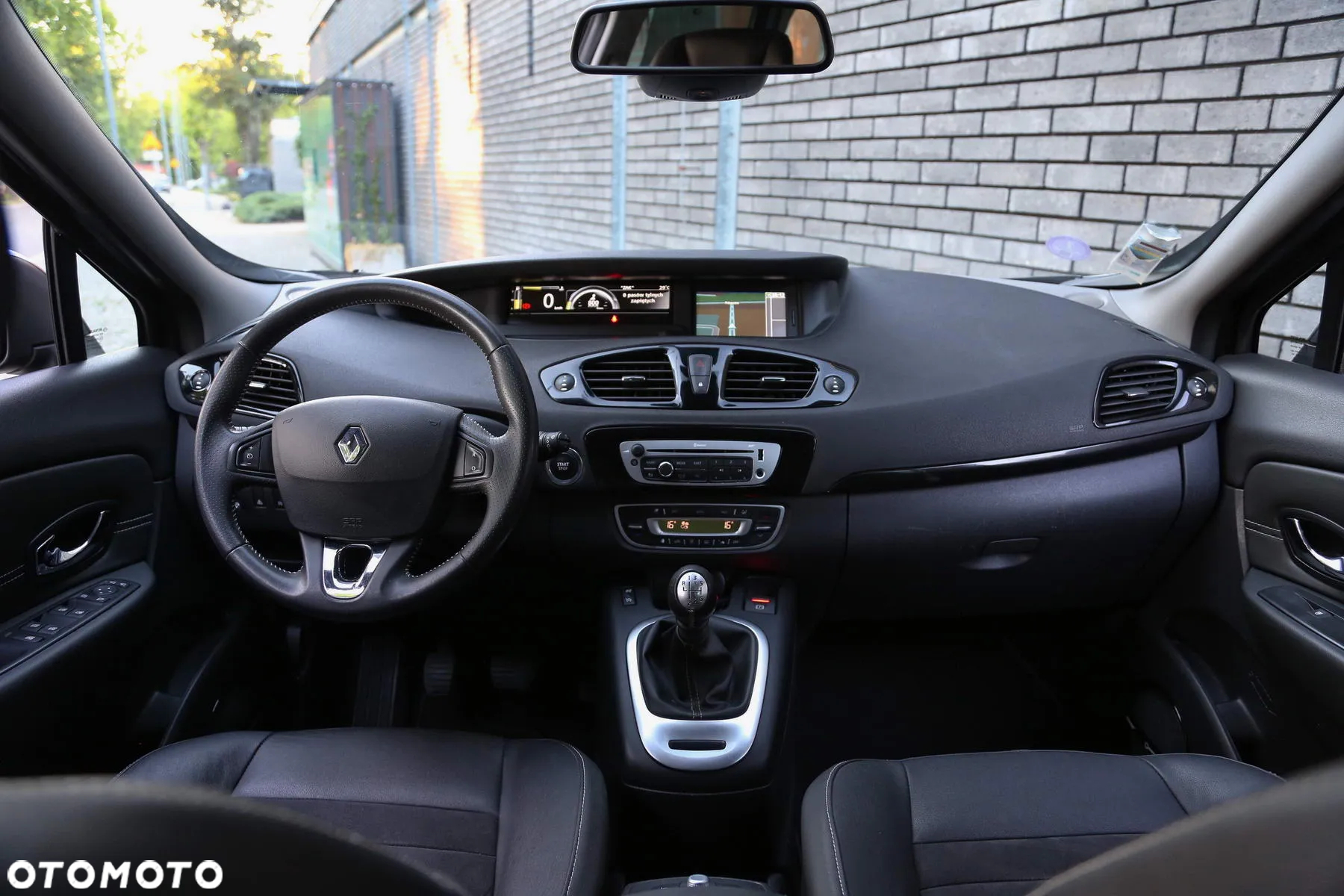 Renault Grand Scenic ENERGY TCe 130 S&S Bose Edition - 20