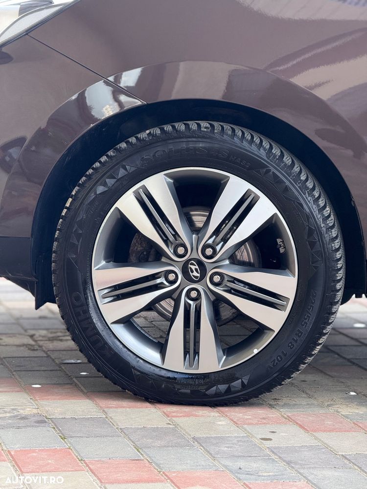 Hyundai ix35 2.0 CRDI 4WD Automatik Style - 26