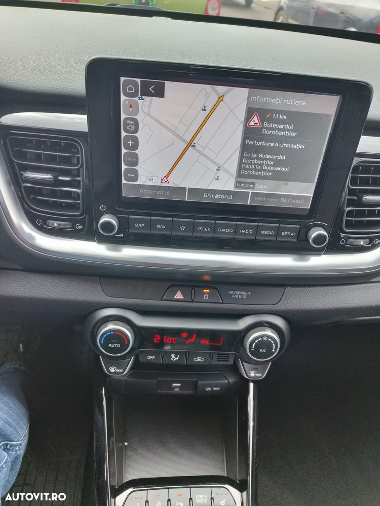 Kia Stonic 1.0 T-GDI 7DCT Urban - 13