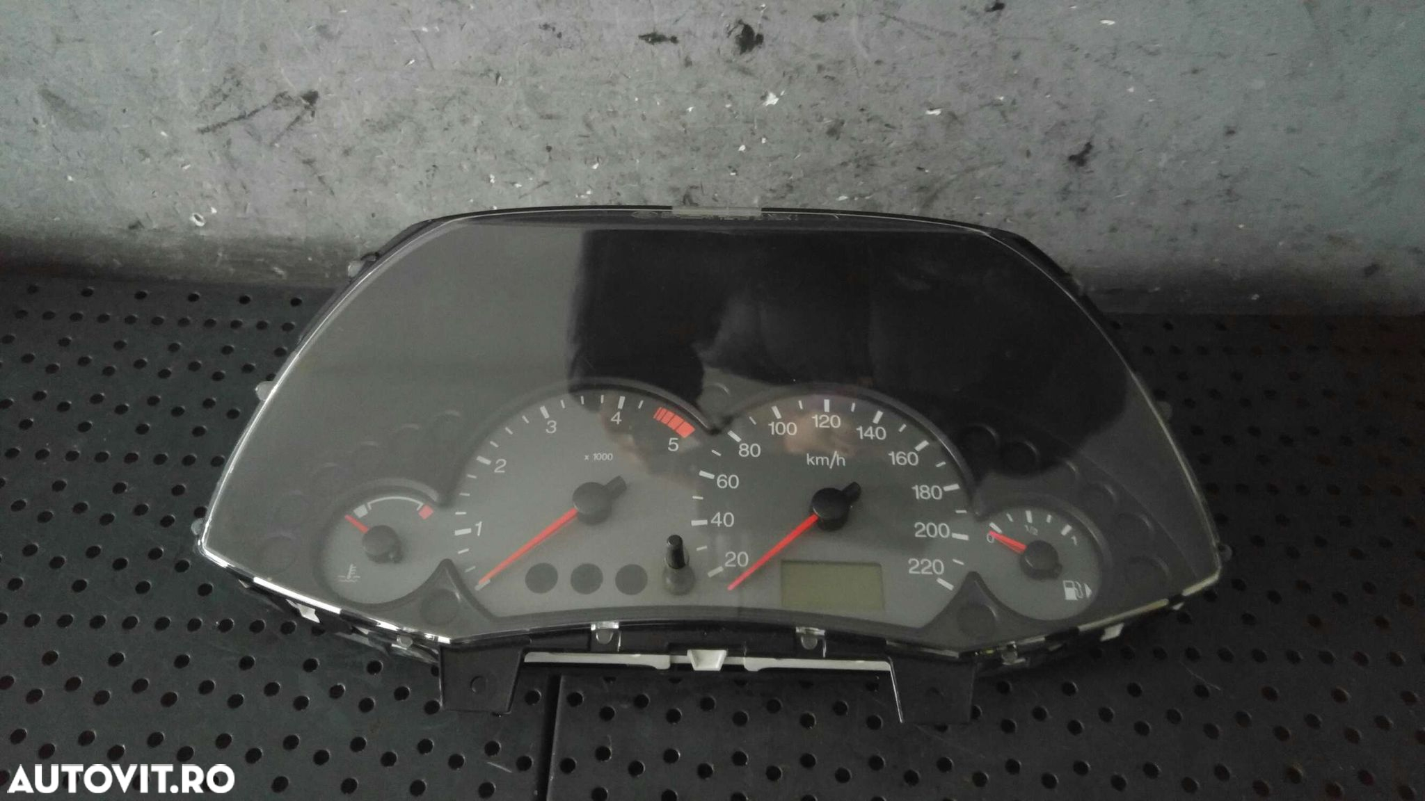 Ceasuri bord motorina ford focus 1 daw dbw 98ap10841bc 1m5f10849vc - 3