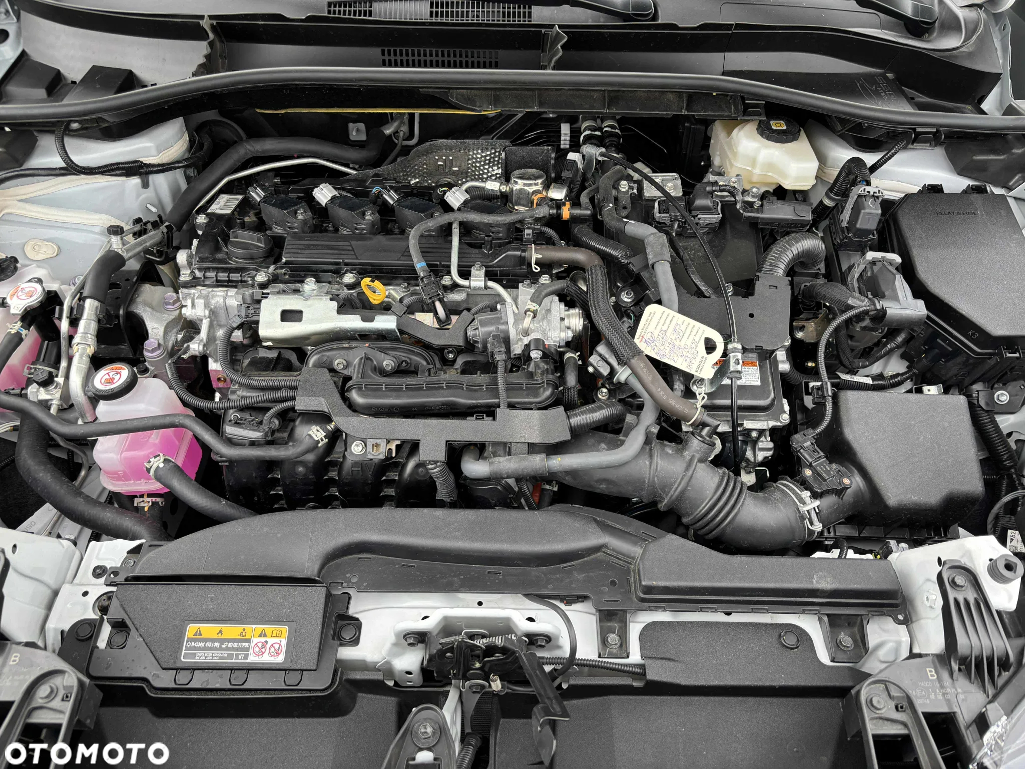 Toyota Corolla Cross 2.0 Hybrid Executive AWD - 28