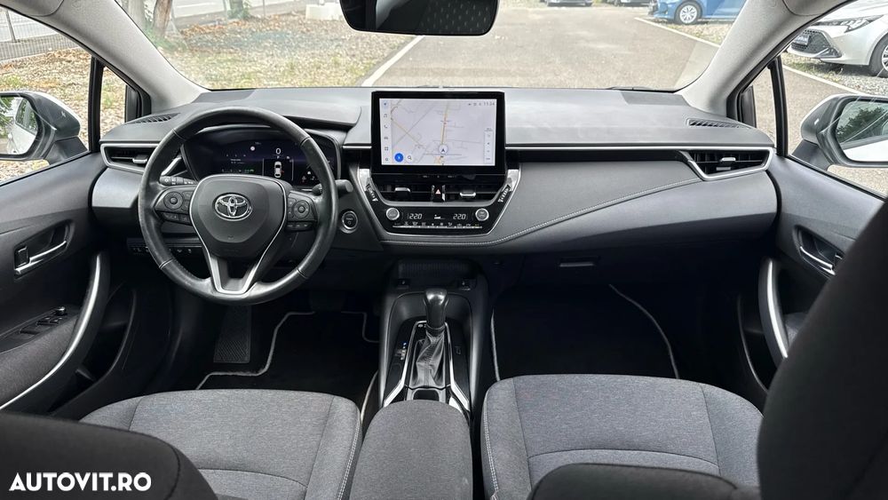 Toyota Corolla 1.8 HSD Business - 10