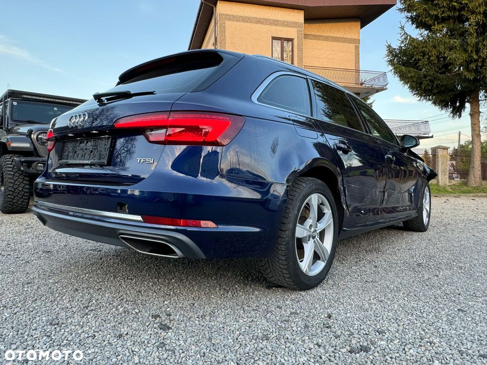 Audi A4 Avant - 32