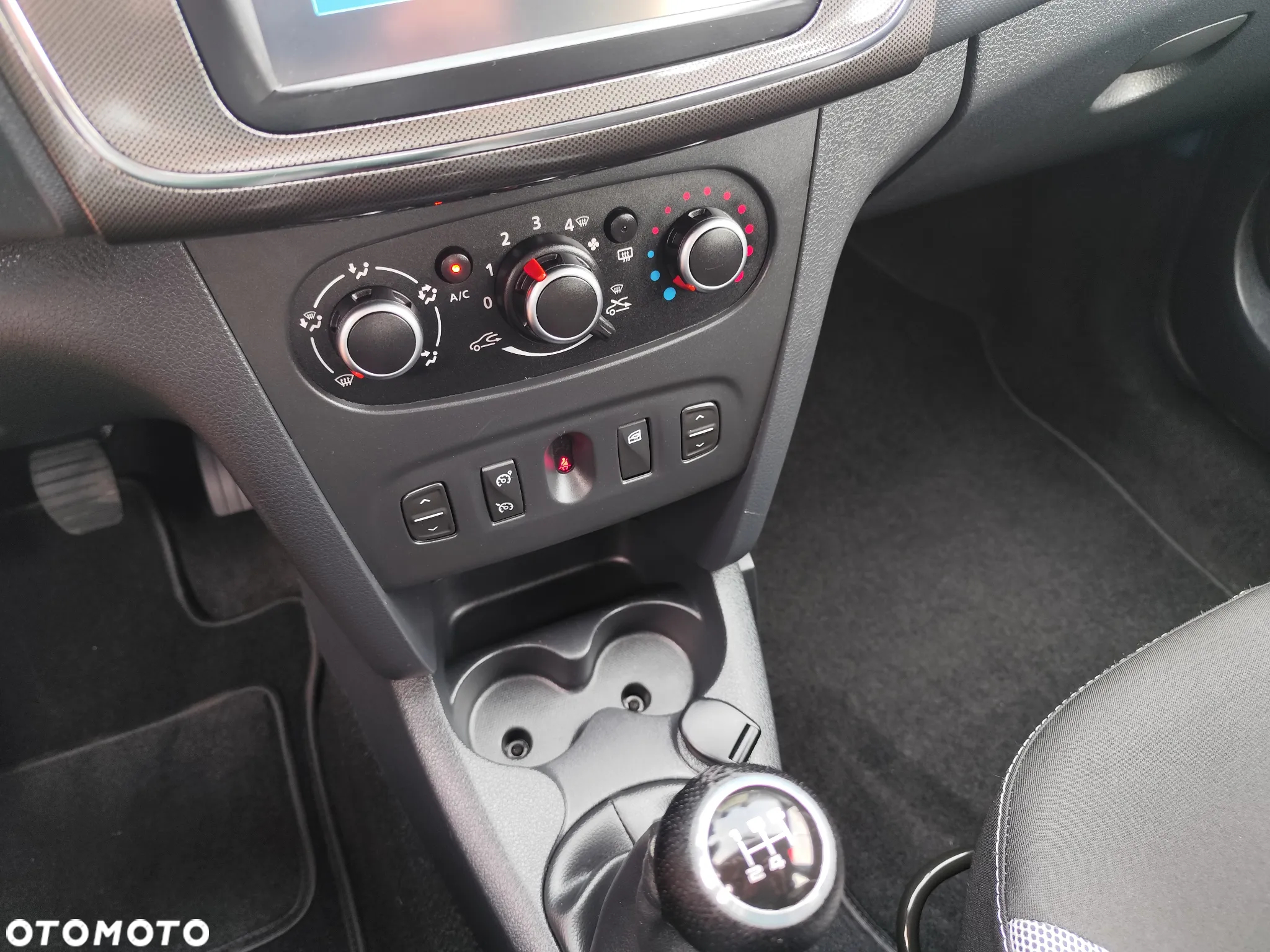 Dacia Sandero Stepway 0.9 TCe Laureate - 28