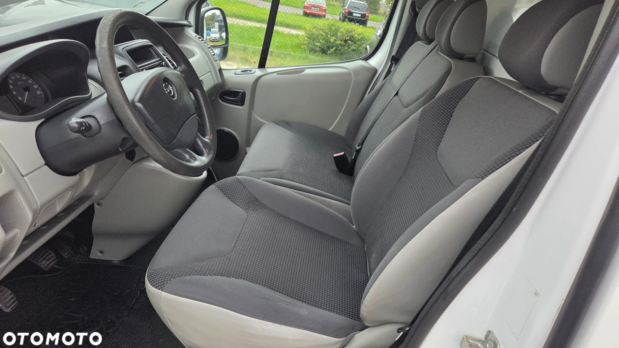 Opel Vivaro 2.0 CDTI L1H1 - 12
