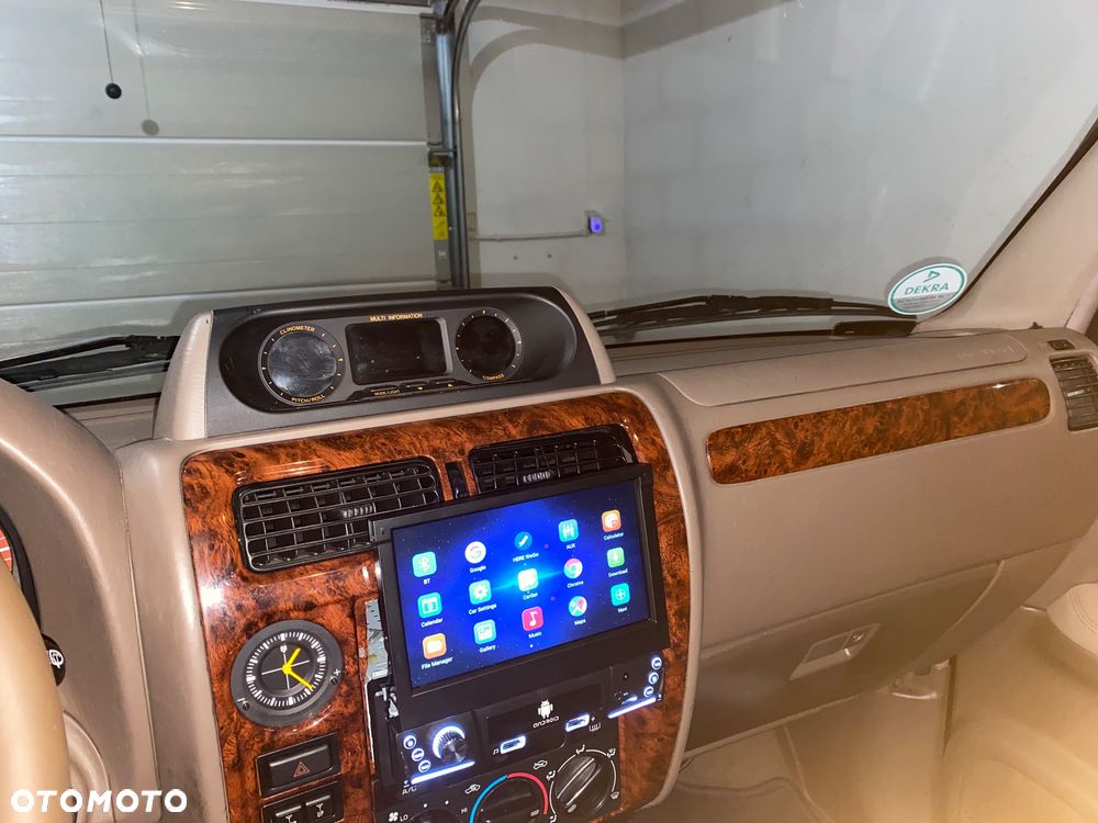 Toyota Land Cruiser - 17