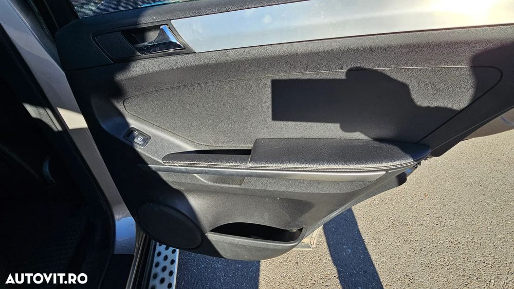 Mercedes-Benz ML 320 CDI 4Matic 7G-TRONIC - 16