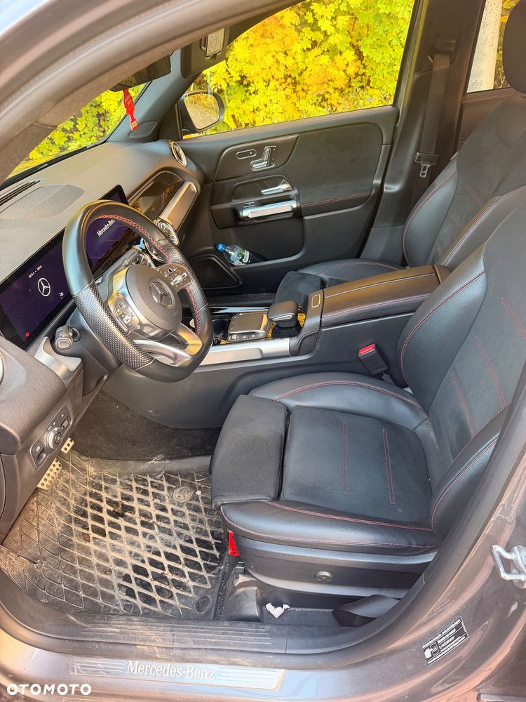 Mercedes-Benz GLB - 6