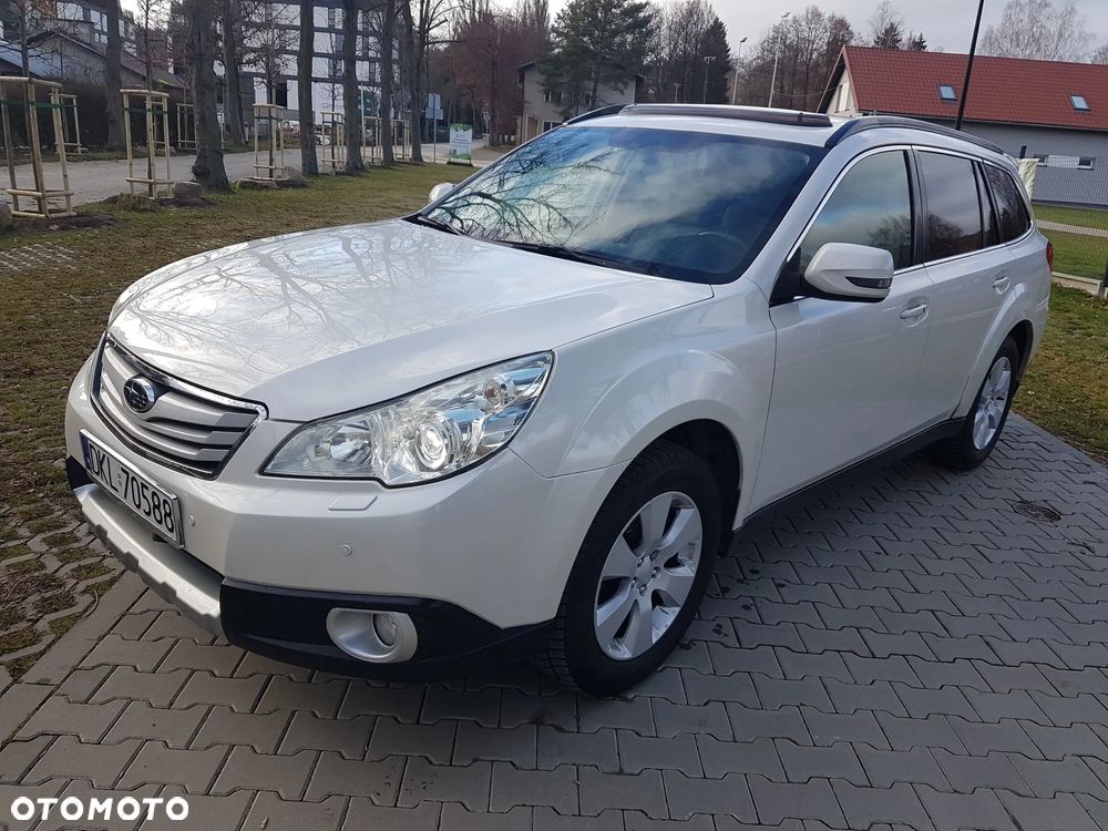 Subaru Outback 2.5i Lineartronic Comfort - 1