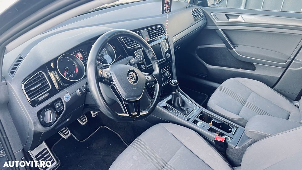 Volkswagen Golf 2.0 TDI BlueMotion Technology Allstar - 22