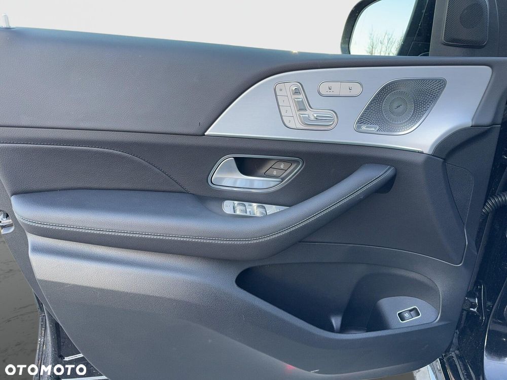 Mercedes-Benz GLE - 17