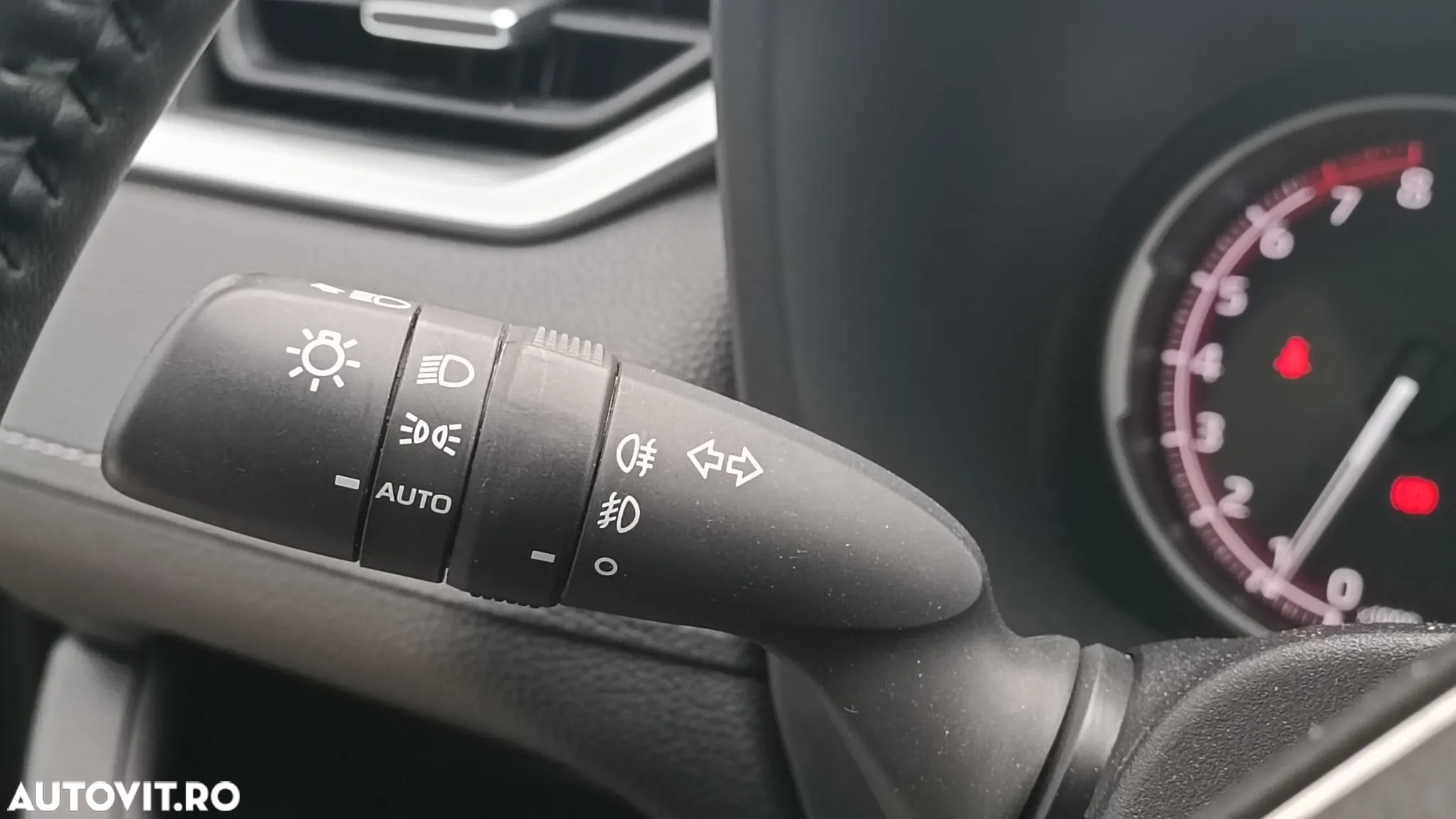Toyota RAV4 - 11