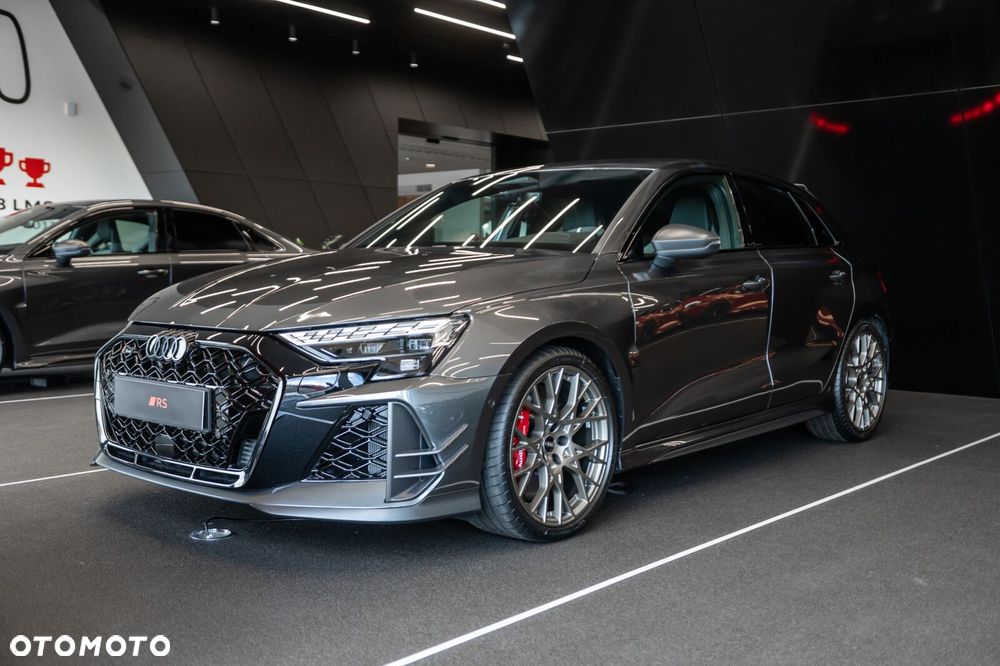 Audi RS3 Sportback - 2