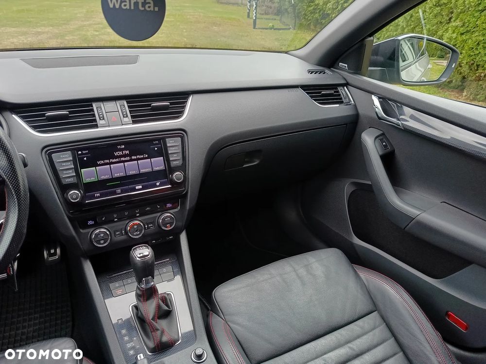 Skoda Octavia 2.0 TDI DSG RS - 15