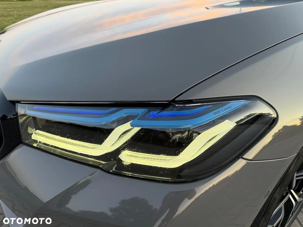 BMW Seria 5 520d M Sport Edition - 6