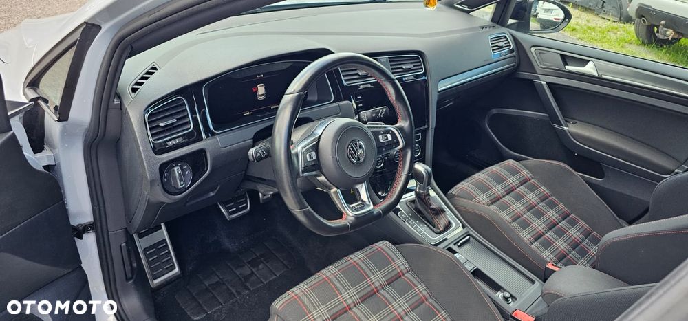 Volkswagen Golf 2.0 TSI BMT GTI Performance DSG - 11