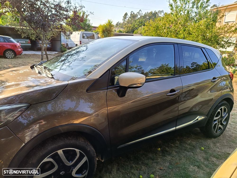 Renault Captur 1.5 dCi Exclusive - 3