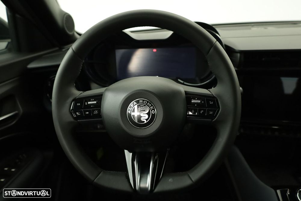 Alfa Romeo Junior Elletrica 50 kWh - 16
