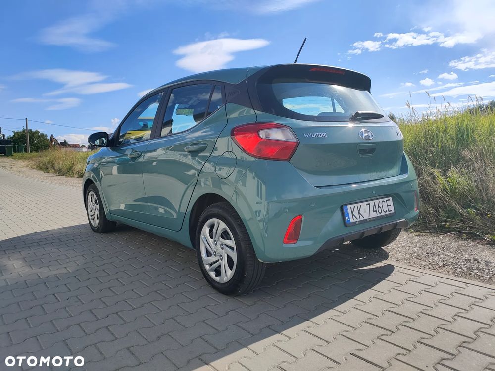 Hyundai i10 - 12