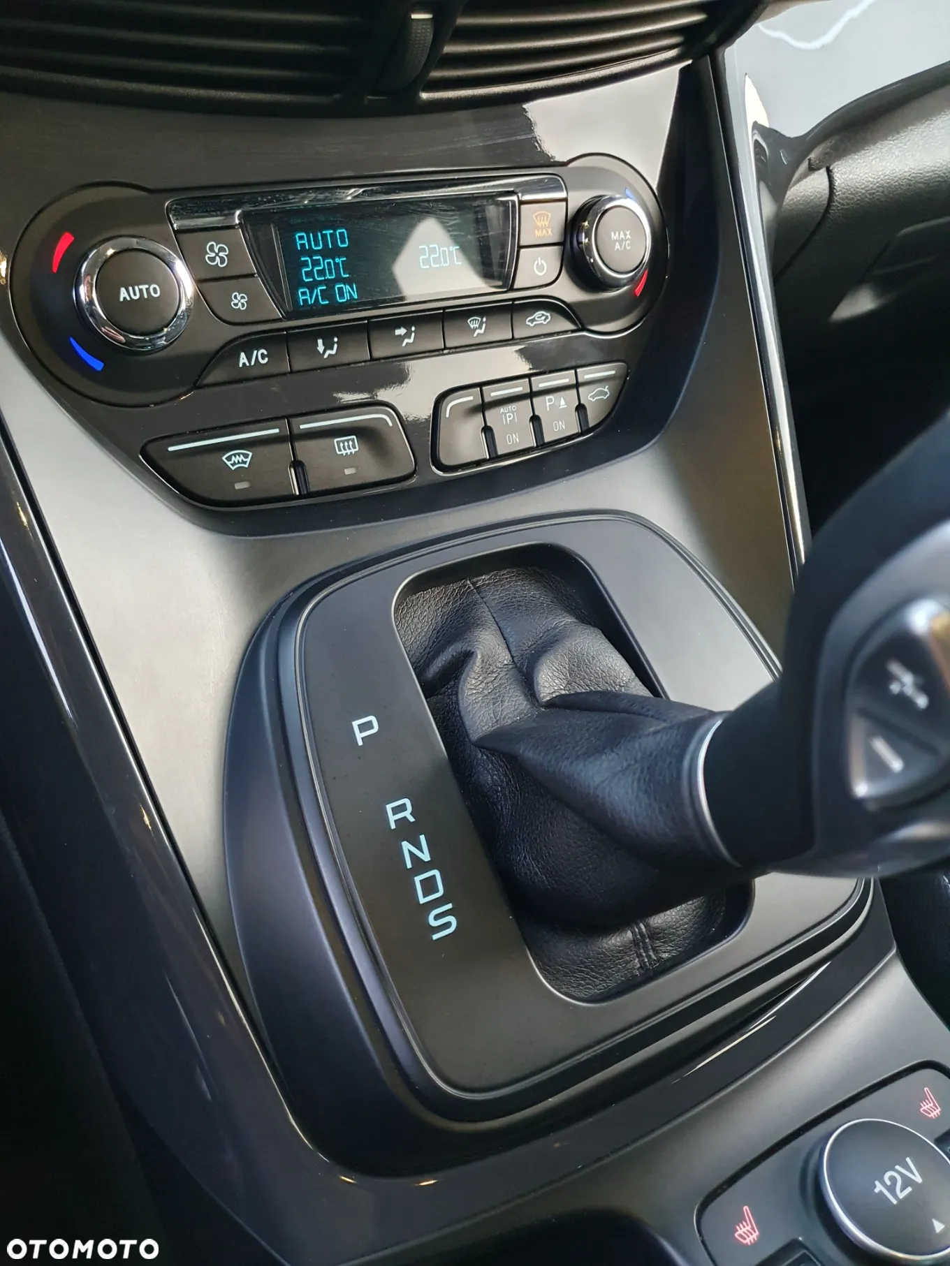 Ford Kuga 2.0 TDCi 4x4 SYNC - 17
