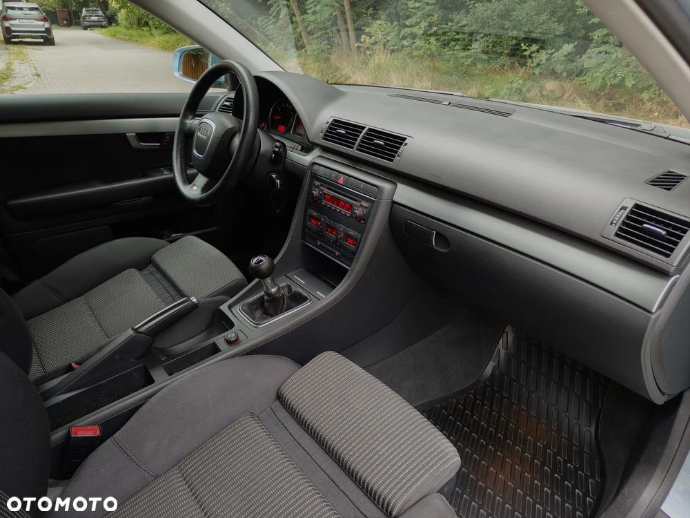 Audi A4 Avant 1.8 T - 25
