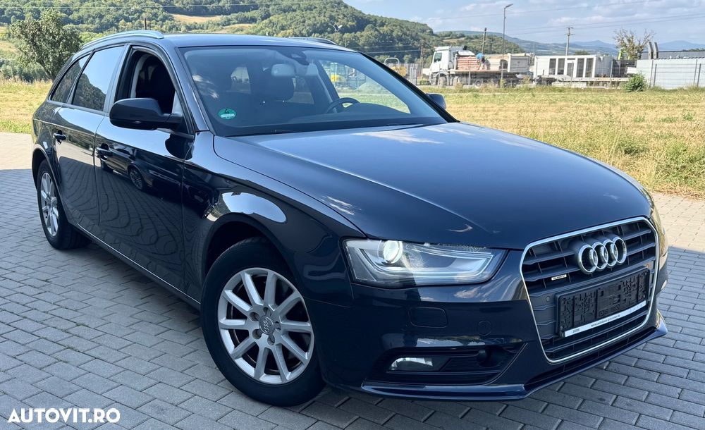 Audi A4 Avant 2.0 TDI quattro Stronic - 1