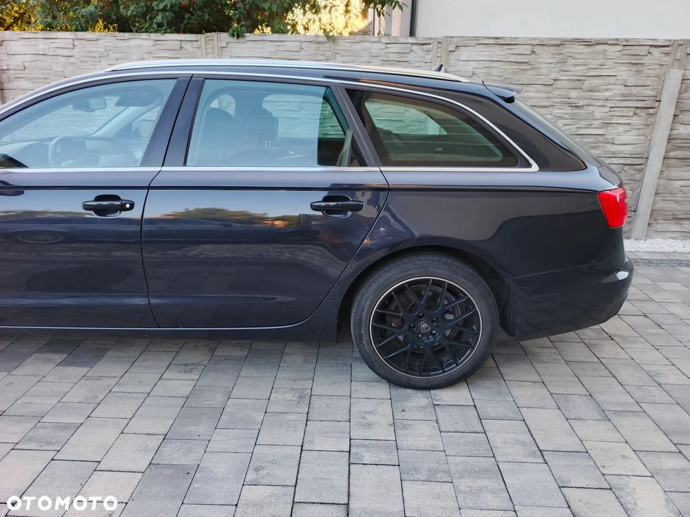 Audi A6 Avant - 26