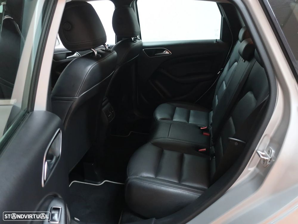 Mercedes-Benz B 200 CDi BlueEfficiency Aut. - 12