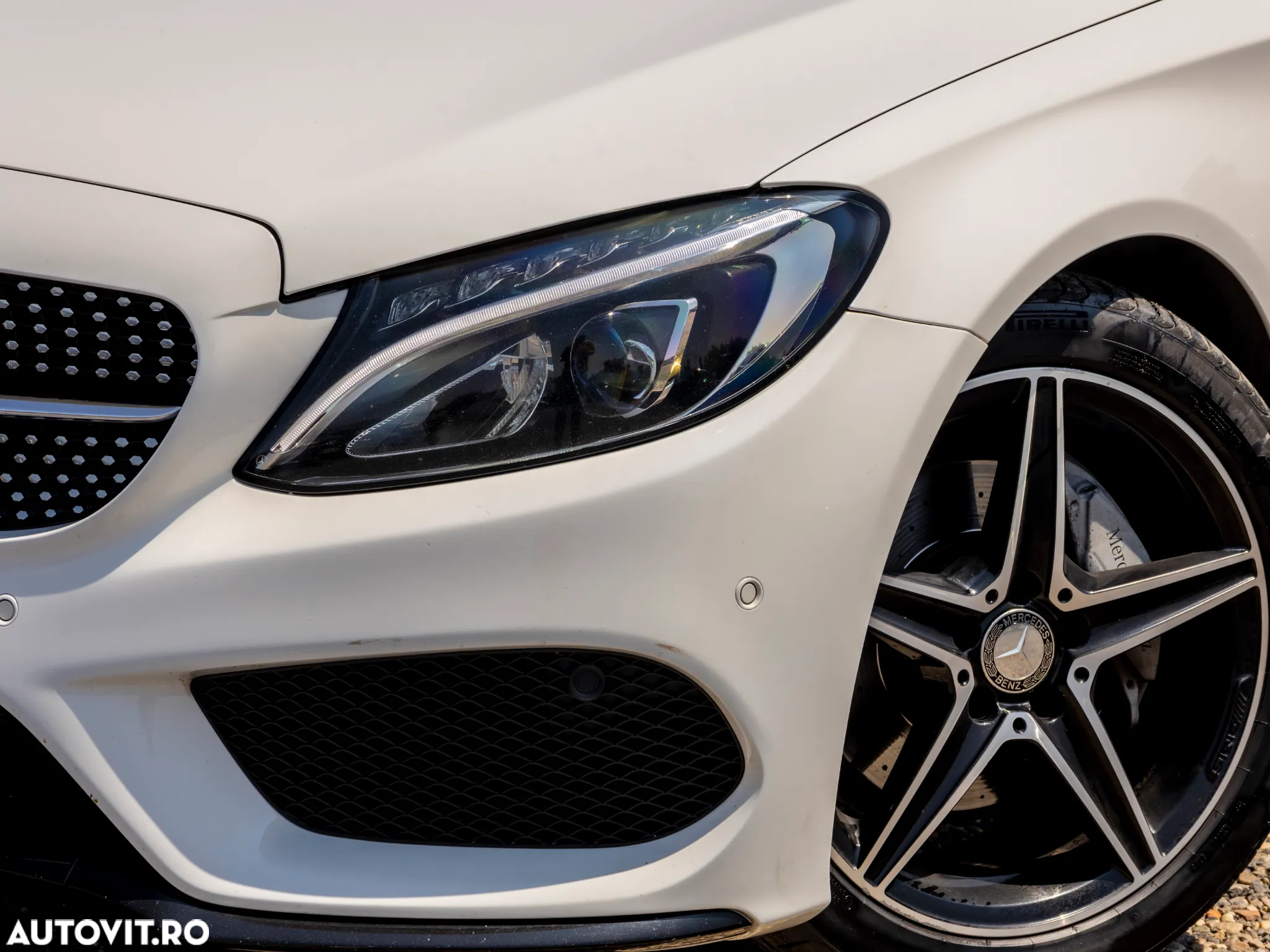 Mercedes-Benz C 180 Coupe 7G-TRONIC AMG Line - 10