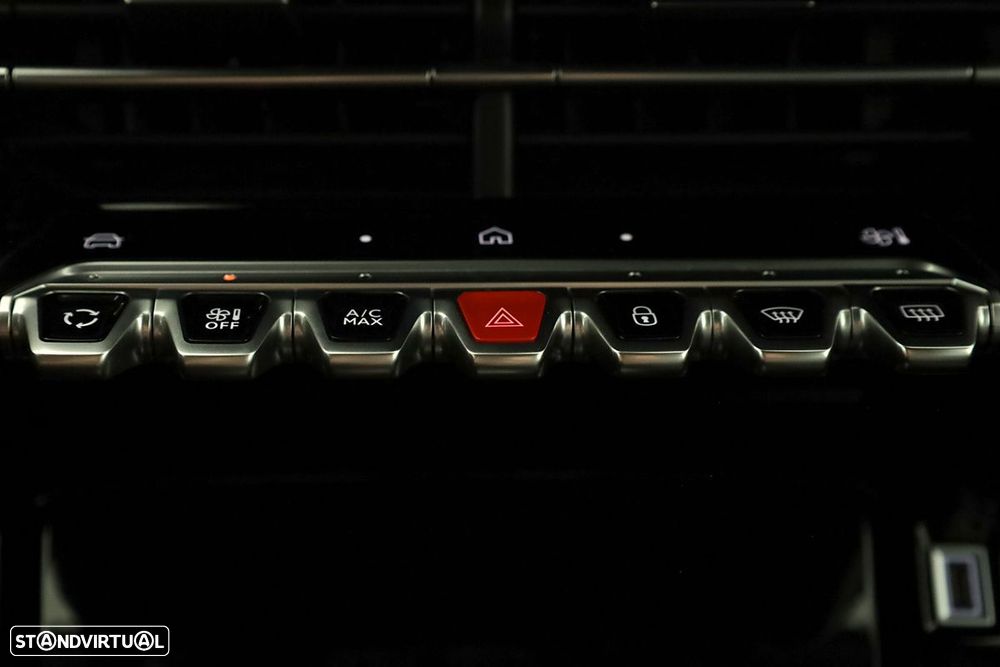 Peugeot 2008 1.2 PureTech Allure EAT8 - 13