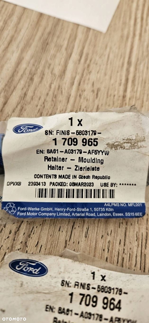 LISTWA DOLNA SZYBY CZOŁOWEJ FORD FIESTA 2008-2019 USTALACZ LEWY LEWA - 3