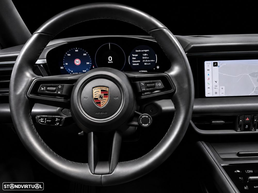 Porsche Macan Electric - 16