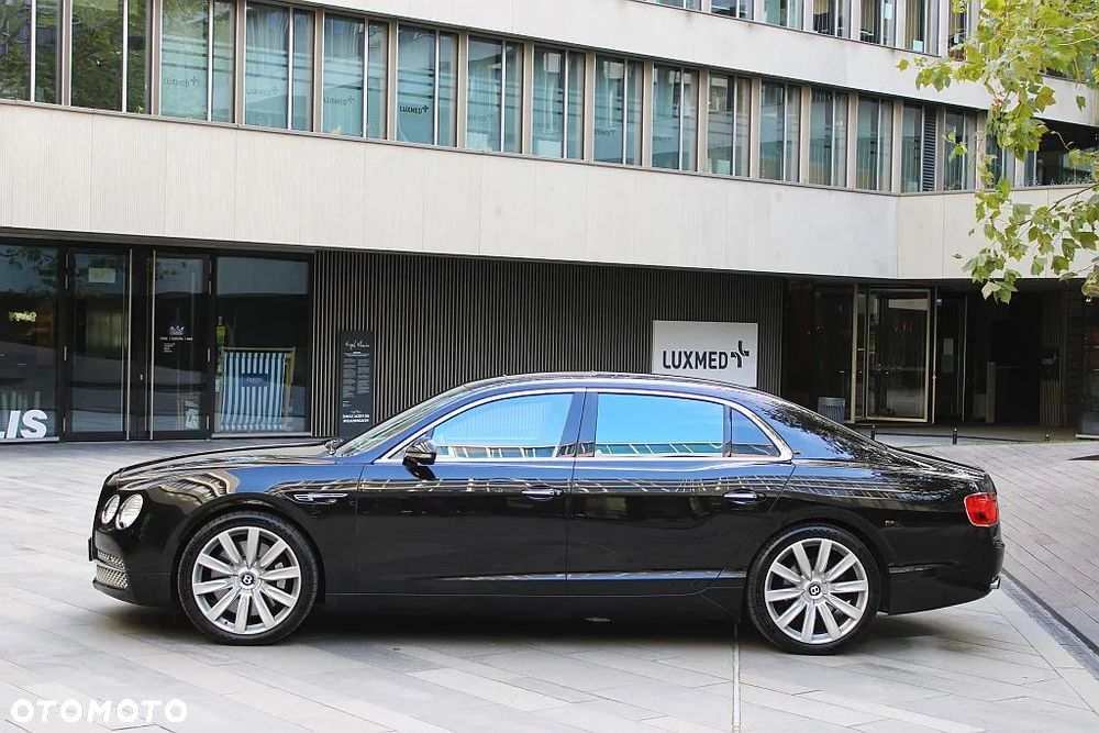 Bentley Flying Spur W12 - 5