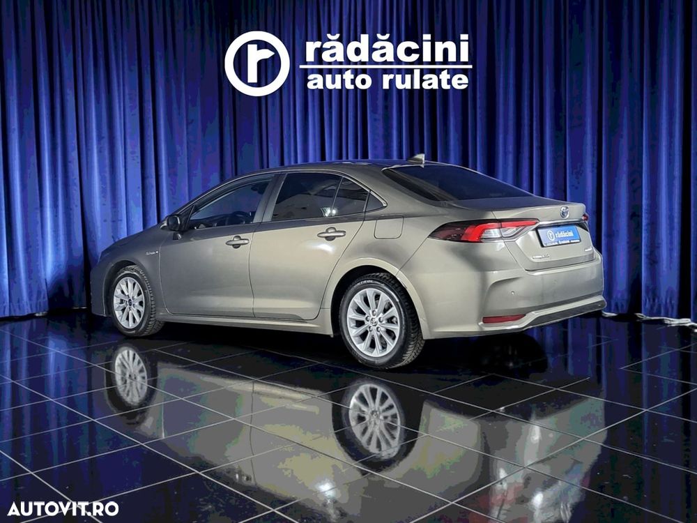 TOYOTA Corolla 2022 — imagine 8