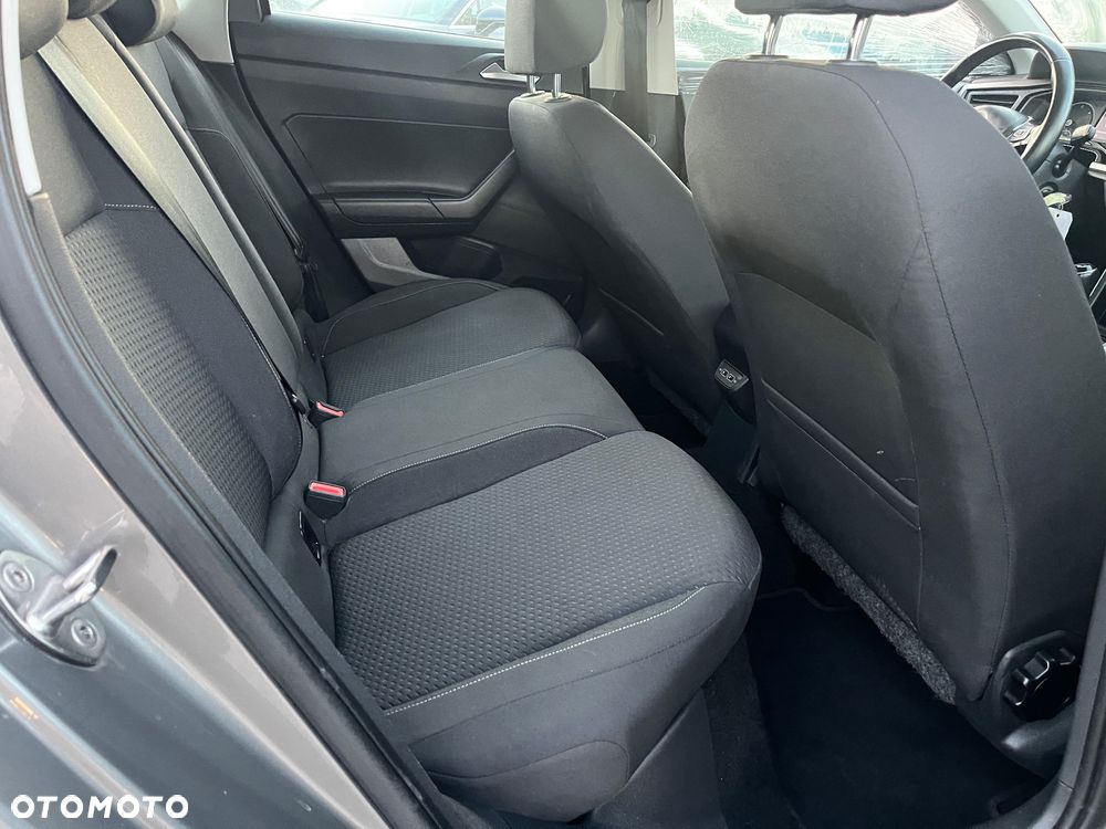 Volkswagen Polo - 9