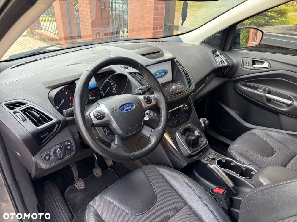 Ford Kuga 2.0 TDCi 4x2 Trend - 6