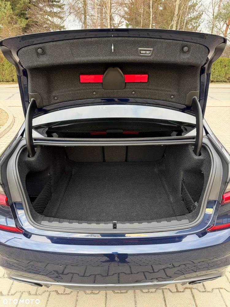 BMW Seria 3 M340i xDrive sport - 15