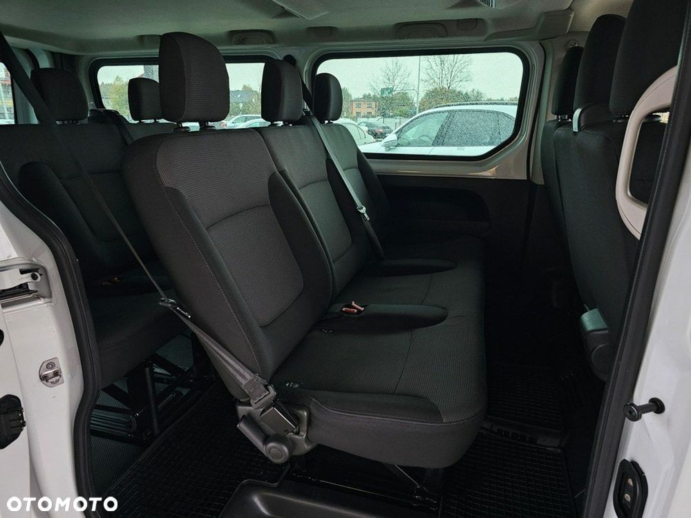 Renault Trafic - 21