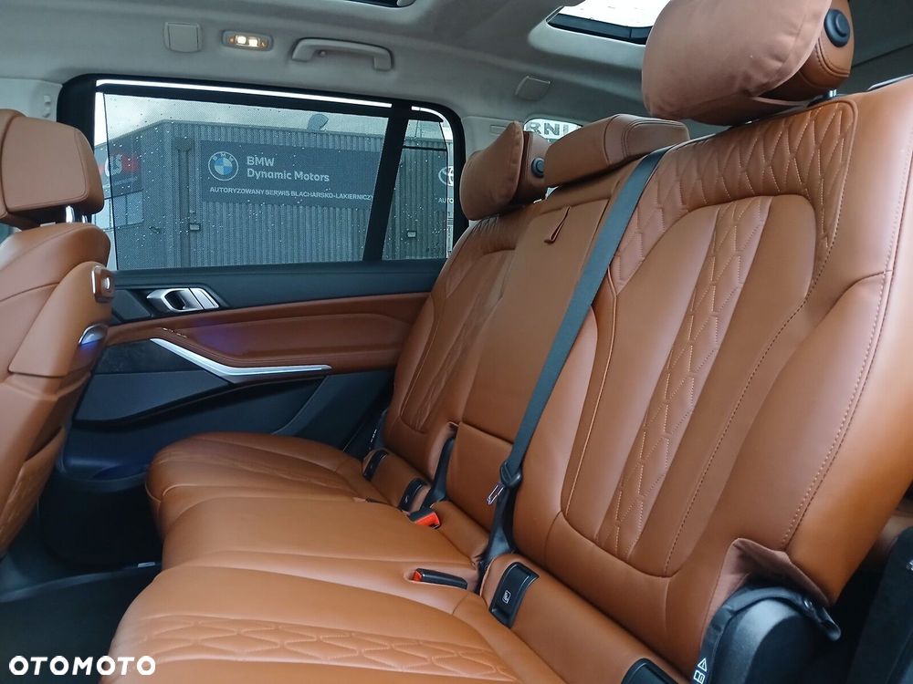 BMW X7 - 19