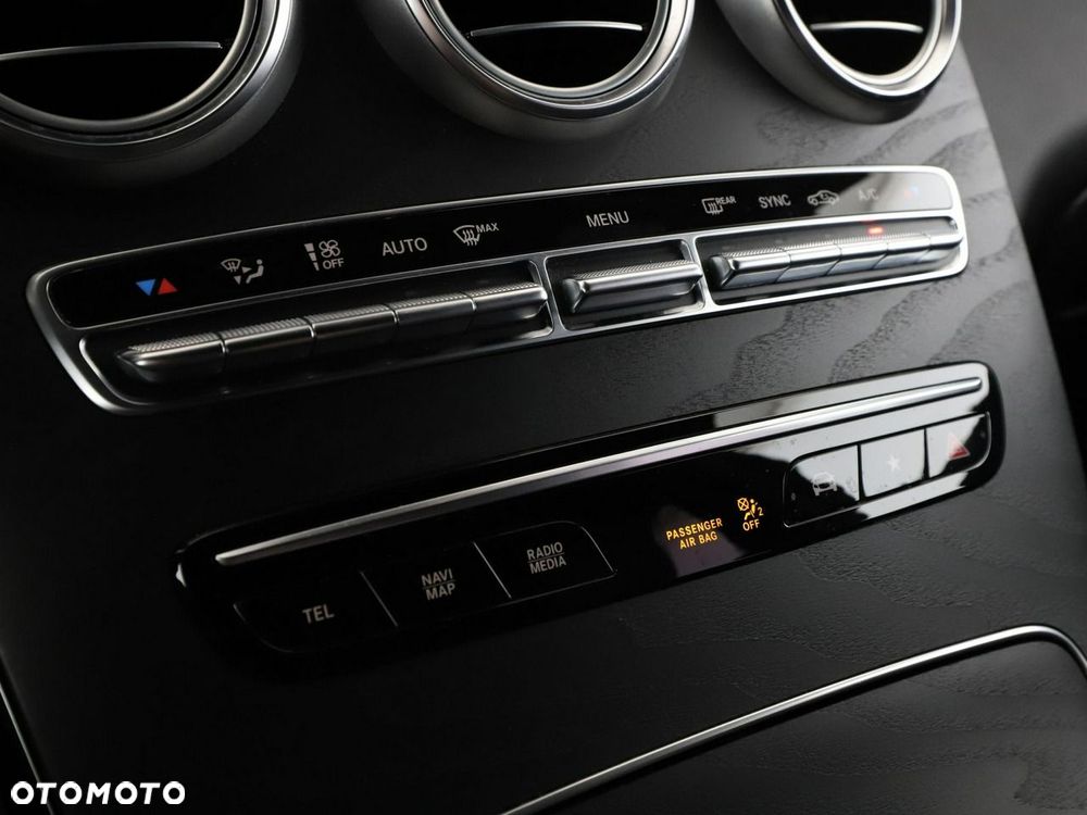Mercedes-Benz GLC 220 d 4-Matic - 30