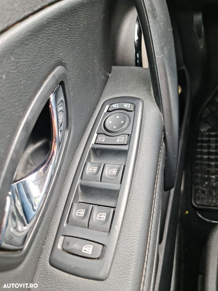 Renault Megane dCi 110 FAP EDC Bose Edition - 20