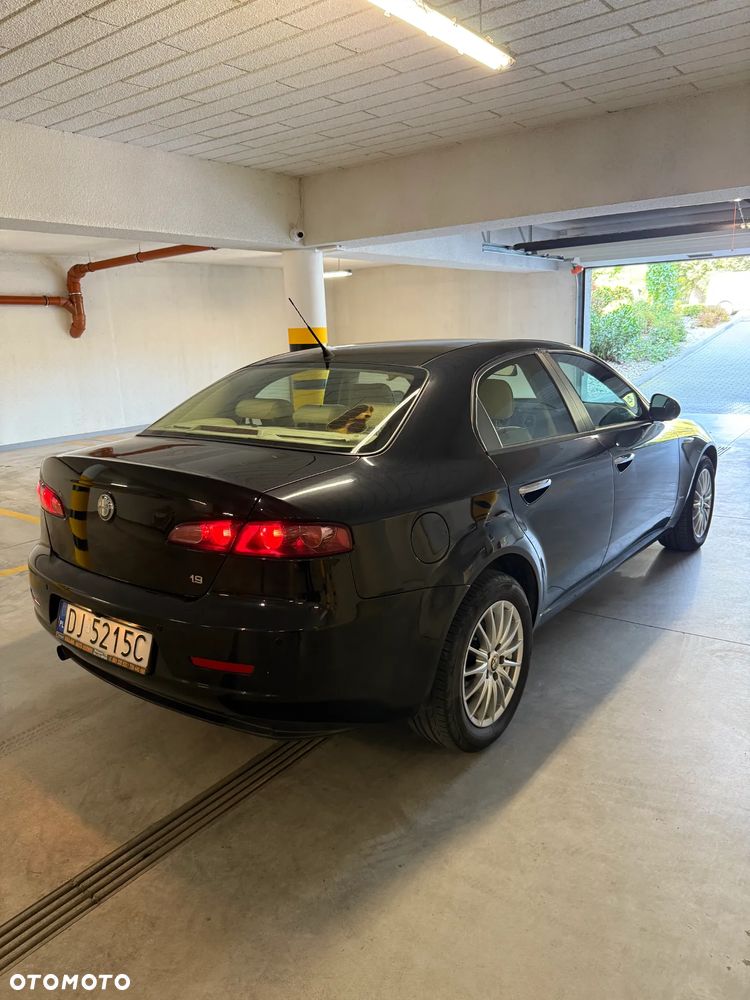 Alfa Romeo 159 2006 photo 5