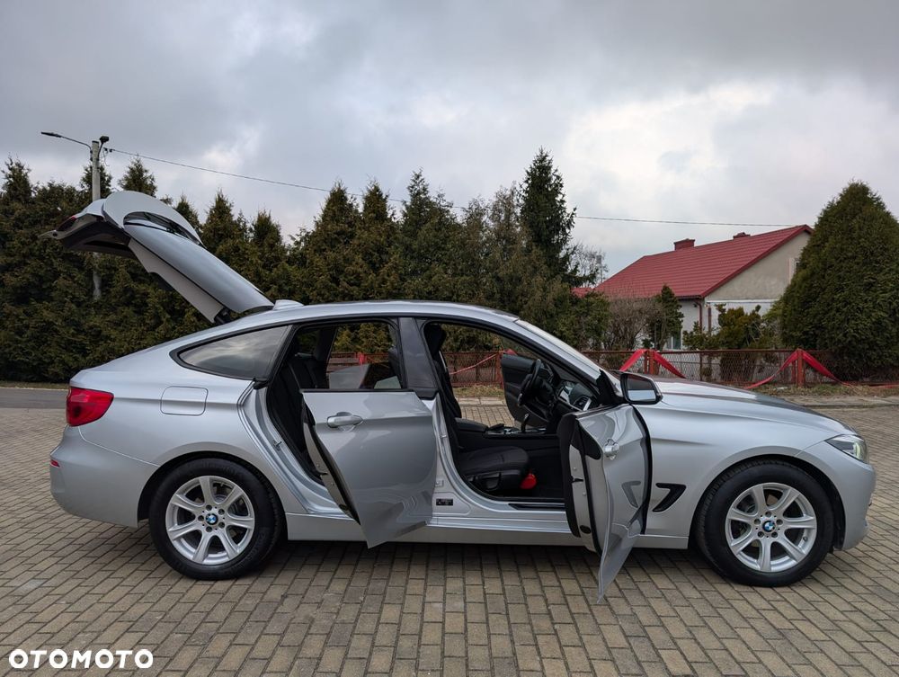 BMW 3GT 320i GPF Business Edition - 31