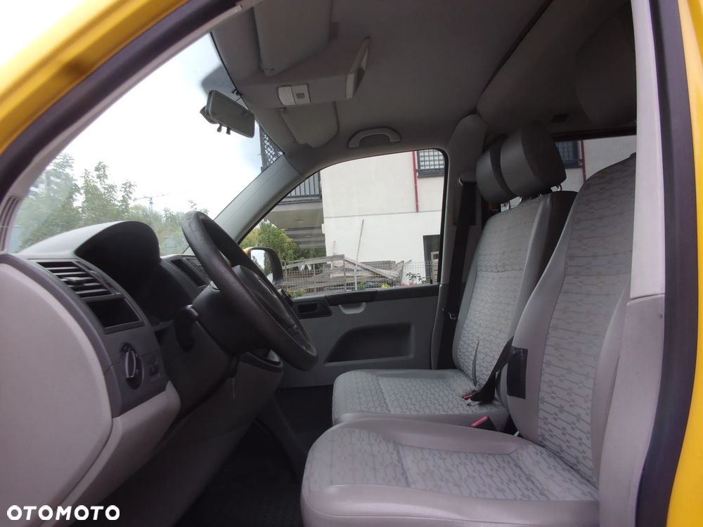 Volkswagen Transporter - 25