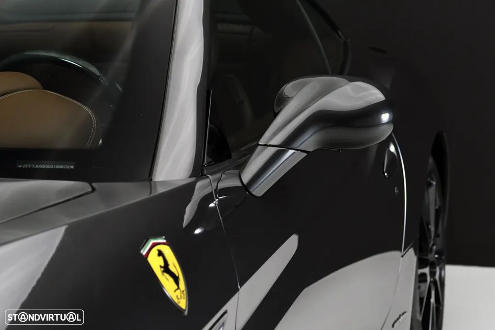 Ferrari California - 10