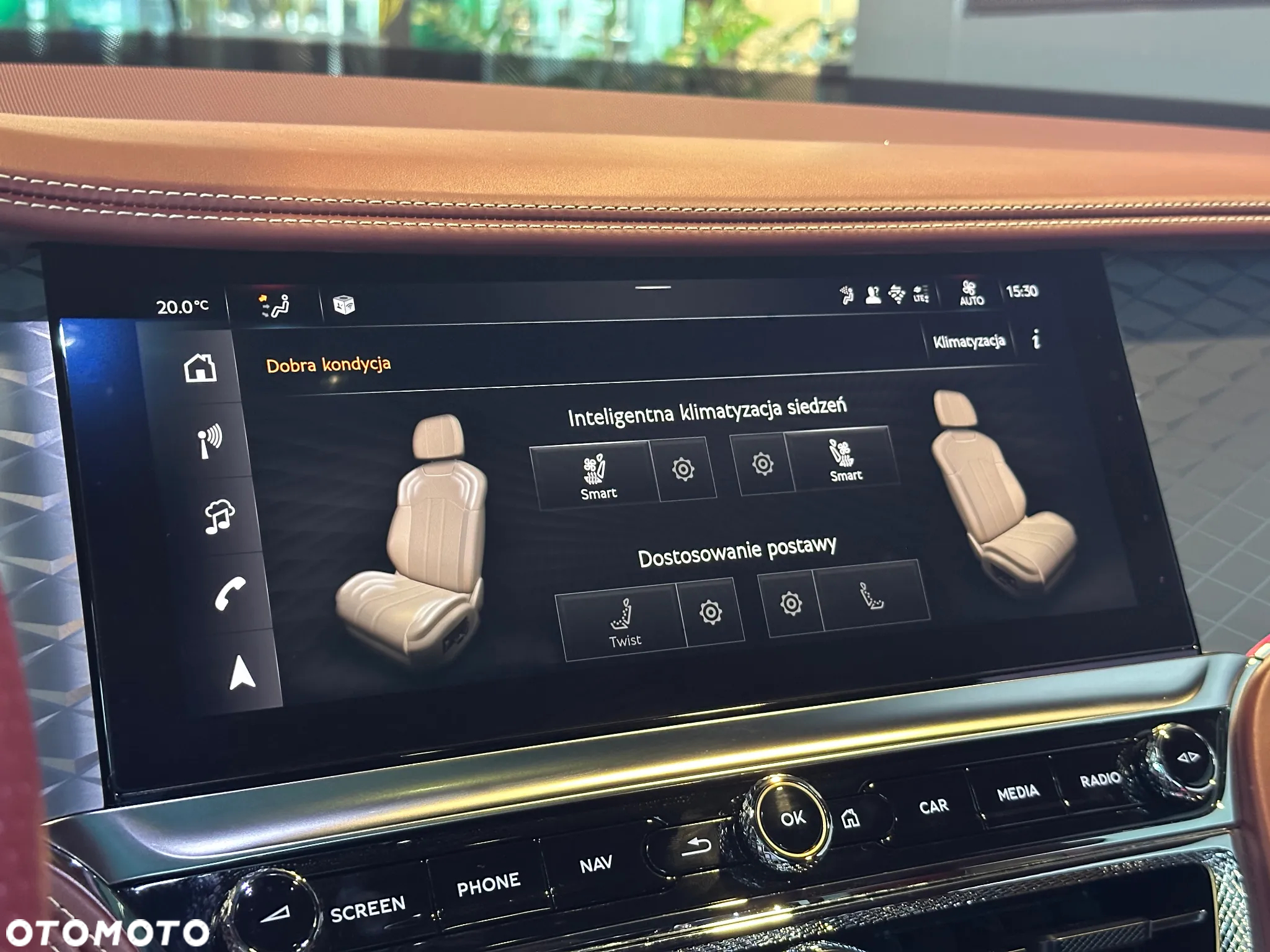Bentley Flying Spur New V8 PHEV Speed - 30