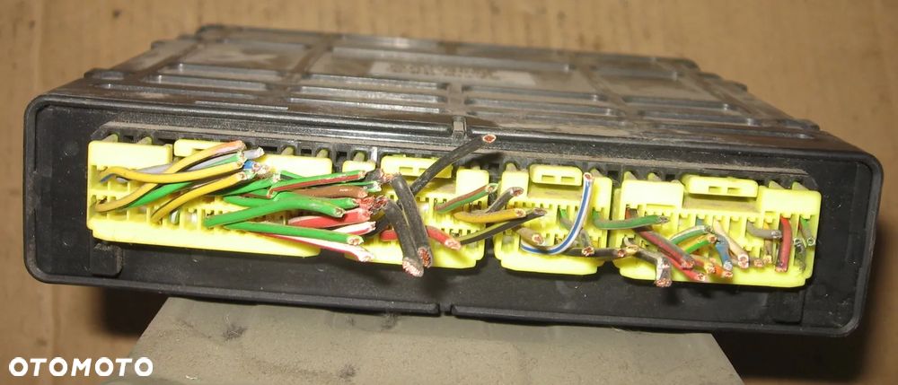 SPACE STAR 1.3 MR578050  sterownik silnika komputer - 3