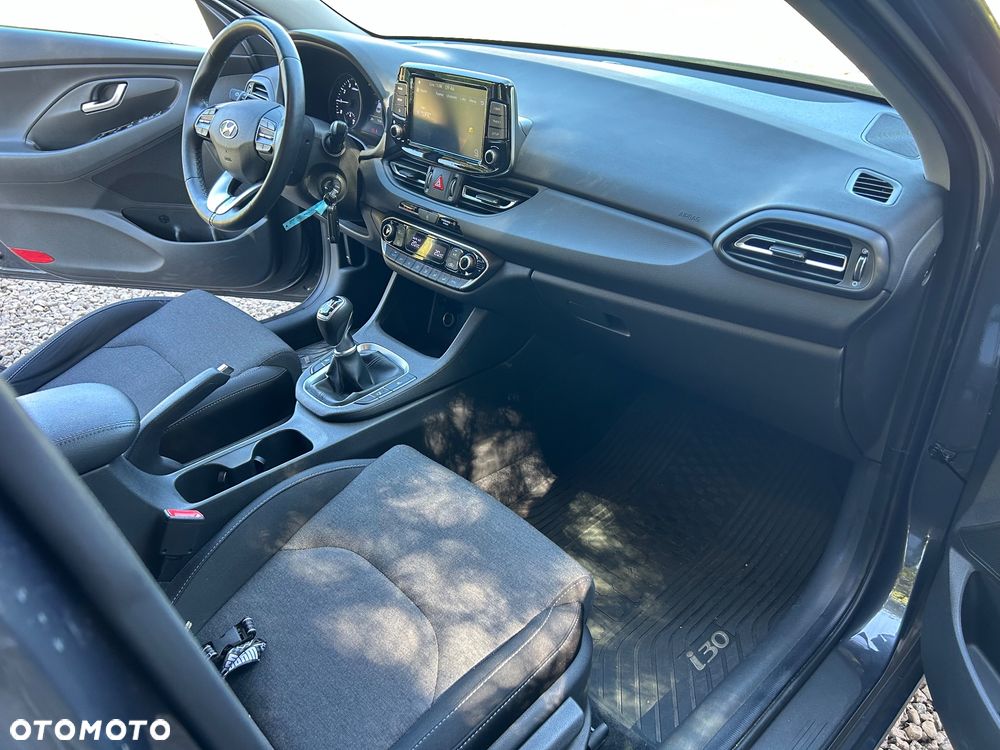Hyundai i30 1.0 T-GDI Premium - 17